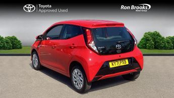 Toyota AYGO 1.0 VVT-i x-play Euro 6 (s/s) 5dr