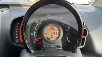 Toyota AYGO 1.0 VVT-i x-play Euro 6 (s/s) 5dr