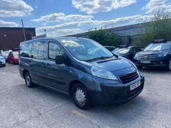 Peugeot Expert 2.0 HDi Comfort L2 5dr (5/6 seats)