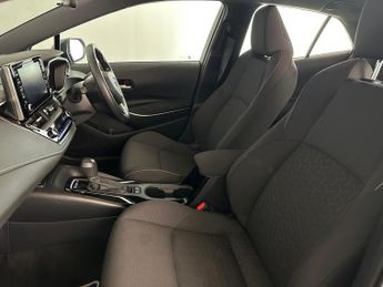 Toyota Corolla 1.8 VVT-h Icon Tech CVT Euro 6 (s/s) 5dr