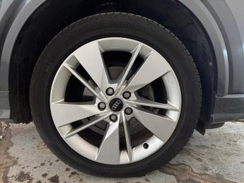 Audi Q2 1.0 TFSI 30 S line Euro 6 (s/s) 5dr