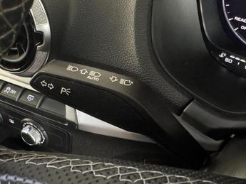 Audi Q2 1.0 TFSI 30 S line Euro 6 (s/s) 5dr