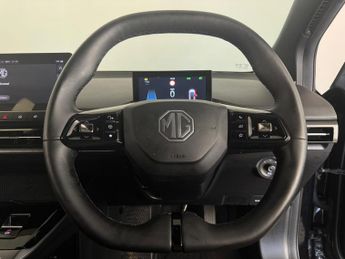 MG MG4 64kWh Trophy Long Range Auto 5dr