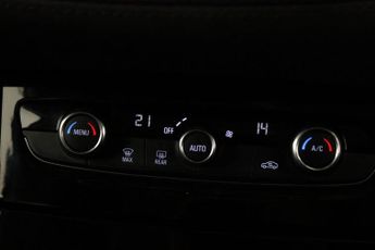 Vauxhall Grandland X 1.2 Turbo SRi Nav Auto Euro 6 (s/s) 5dr
