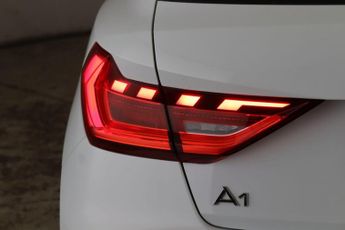 Audi A1 1.0 TFSI 25 Technik Sportback Euro 6 (s/s) 5dr