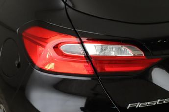 Ford Fiesta 1.0T EcoBoost Titanium Euro 6 (s/s) 5dr