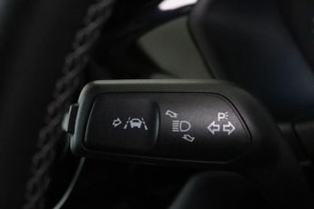 Ford Fiesta 1.0T EcoBoost Titanium Euro 6 (s/s) 5dr
