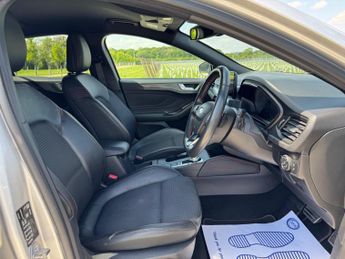 Ford Focus 1.0T EcoBoost ST-Line X Auto Euro 6 (s/s) 5dr