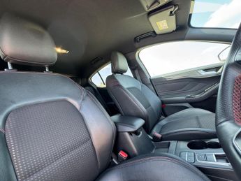 Ford Focus 1.0T EcoBoost ST-Line X Auto Euro 6 (s/s) 5dr