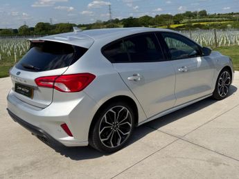 Ford Focus 1.0T EcoBoost ST-Line X Auto Euro 6 (s/s) 5dr