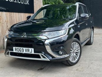 Mitsubishi Outlander 2.4h TwinMotor 13.8kWh Dynamic CVT 4WD Euro 6 (s/s) 5dr