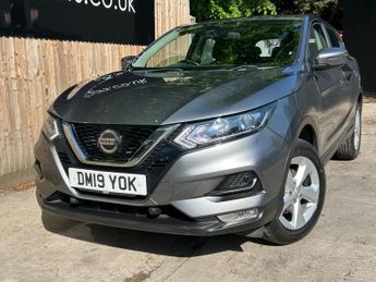 Nissan Qashqai 1.3 DIG-T Acenta Premium Euro 6 (s/s) 5dr