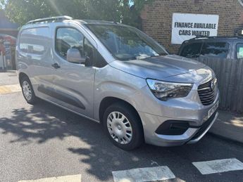 Vauxhall Combo 1.5 Turbo D 2000 Sportive L1 H1 Euro 6 4dr
