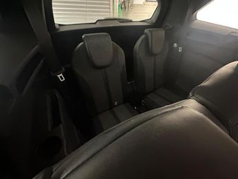 Peugeot 5008 1.2 PureTech Allure Premium EAT Euro 6 (s/s) 5dr