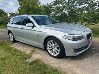 BMW 520 2.0 520d SE Touring Steptronic Euro 5 (s/s) 5dr