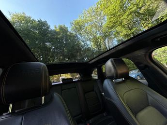Jaguar F-PACE 3.0 D300 V6 300 Sport Auto AWD Euro 6 (s/s) 5dr