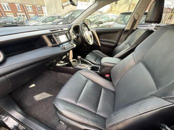 Toyota RAV4 2.0 V-Matic Invincible Multidrive S 4WD Euro 5 5dr