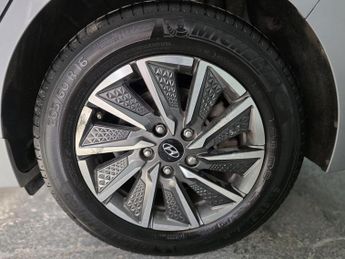 Hyundai IONIQ 38.3kWh Premium Auto 5dr