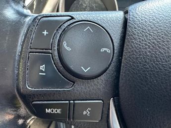 Toyota Auris 1.8 VVT-h Icon Touring Sports CVT Euro 6 (s/s) 5dr