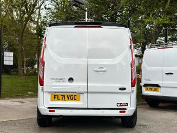 Ford Transit Custom 1.0 340 EcoBoost 13.6kWh Limited Auto L1 H1 Euro 6 5dr