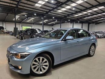 BMW 320 2.0 320i Modern Auto Euro 6 (s/s) 4dr