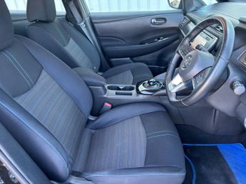 Nissan Leaf 40kWh Acenta Auto 5dr