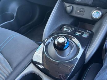 Nissan Leaf 40kWh Acenta Auto 5dr