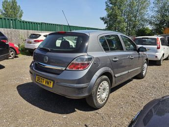 Vauxhall Astra 1.8i 16v Life 5dr
