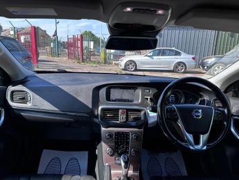 Volvo V40 Cross Country 2.0 D3 Lux Nav Geartronic Euro 5 (s/s) 5dr