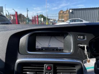 Volvo V40 Cross Country 2.0 D3 Lux Nav Geartronic Euro 5 (s/s) 5dr