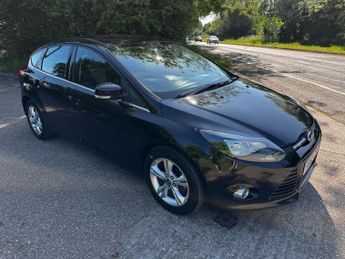 Ford Focus 1.0T EcoBoost Zetec Euro 5 (s/s) 5dr