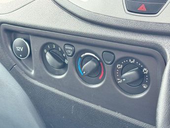 Ford Transit 2.0 350 EcoBlue 1-Way Tipper RWD L2 Euro 6 2dr (1-Stop, DRW)