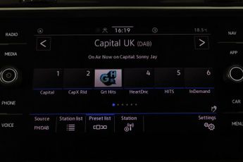 Volkswagen Tiguan 1.5 TSI Life Euro 6 (s/s) 5dr