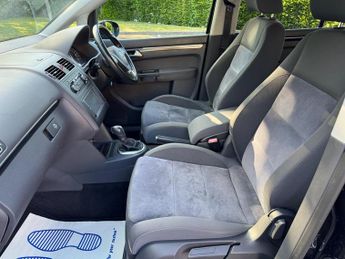 Volkswagen Touran VW Touran 1.4 TSI SE DSG 5dr (7 Seats)