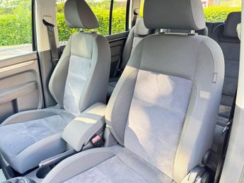 Volkswagen Touran VW Touran 1.4 TSI SE DSG 5dr (7 Seats)