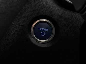 Toyota Corolla 1.8 VVT-h Design CVT Euro 6 (s/s) 5dr