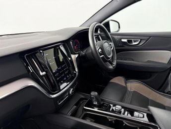 Volvo V60 2.0 B5 MHEV R-Design Auto Euro 6 (s/s) 5dr