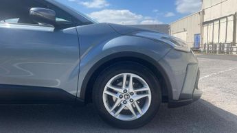 Toyota C-HR 1.8 VVT-h Icon CVT Euro 6 (s/s) 5dr