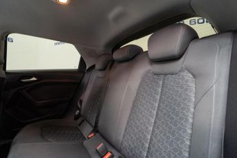 Audi A1 1.0 TFSI 30 Sport Sportback S Tronic Euro 6 (s/s) 5dr