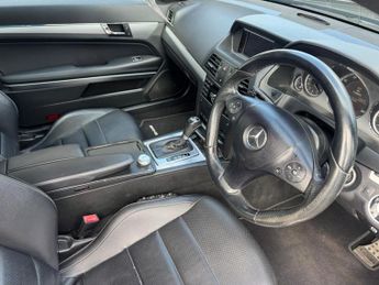 Mercedes-Benz E Class 2.1 E220 CDI BlueEfficiency Sport Tiptronic Euro 5 2dr