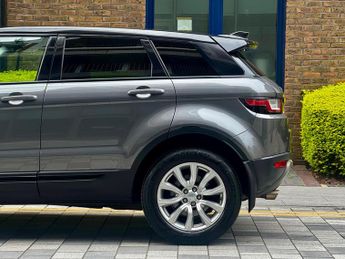 Land Rover Range Rover Evoque 2.0 TD4 SE Tech 4WD Euro 6 (s/s) 5dr