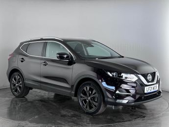 Nissan Qashqai 1.3 DIG-T N-Connecta Euro 6 (s/s) 5dr