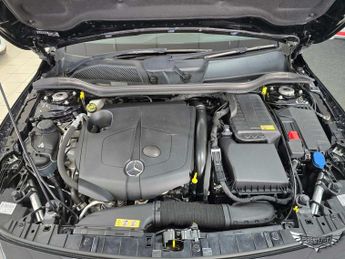 Mercedes-Benz GLA 2.1 GLA220 CDI SE 7G-DCT 4MATIC Euro 6 (s/s) 5dr