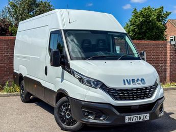 Iveco Daily 2.3D HPI 14V 35S 3520 HiMatic MWB High Roof Euro 6 (s/s) 5dr