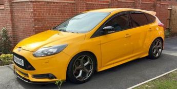 Ford Focus 2.0T EcoBoost ST-3 Euro 5 (s/s) 5dr