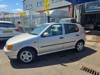 Volkswagen Polo 1.6 GL 5dr