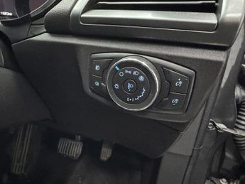 Ford Mondeo 2.0 TDCi Titanium Powershift Euro 6 (s/s) 5dr