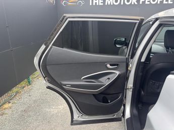Hyundai Santa Fe 2.2 CRDi Style Auto 4WD Euro 5 5dr (5 seat)