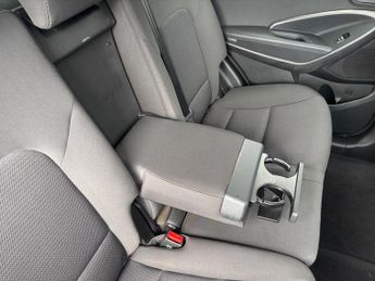 Hyundai Santa Fe 2.2 CRDi Style Auto 4WD Euro 5 5dr (5 seat)