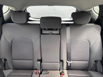 Hyundai Santa Fe 2.2 CRDi Style Auto 4WD Euro 5 5dr (5 seat)